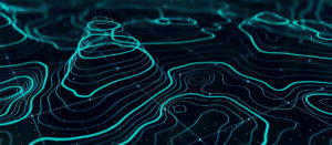 3D-digitaalinen maastokartta, jossa hehkuvat sinivihreät ääriviivat tummalla taustalla ja havainnollistavat korkeusmuutoksia huipuilla ja laaksoilla. Viivat luovat dynaamisen, futuristisen ilmeen, mikä viittaa topografiseen dataan tai virtuaalisiin maisemiin.