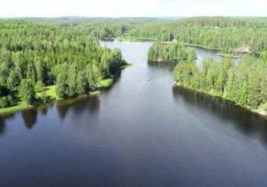 Suomalainen järvimaisema